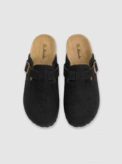 TRENDY CLOGS