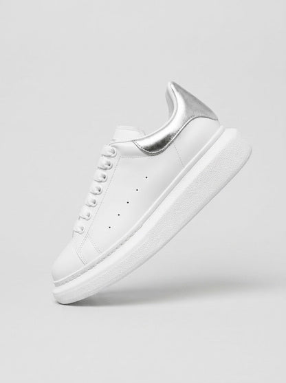 QUEEN SNEAKER