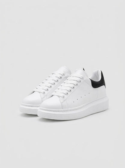 QUEEN SNEAKER